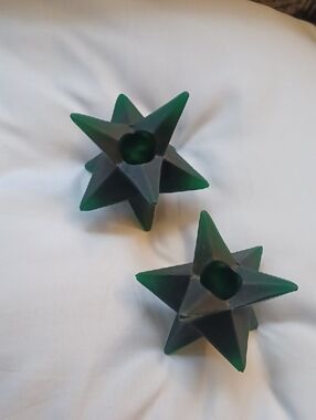 4/$40 Green Starburst Decorative Candle Holders - Set Of 2